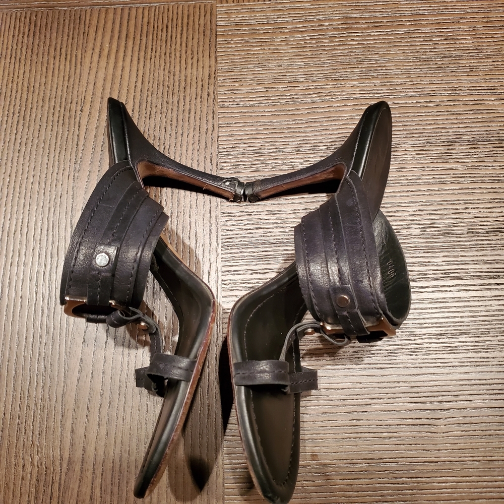 Christian Dior | Signature Double Strap - Picture 3 of 16